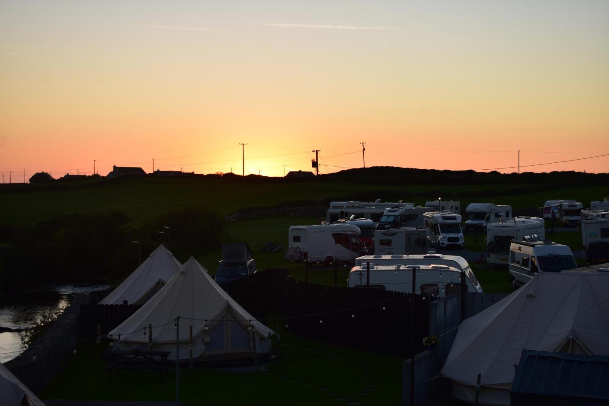 Hotel Doolin Glamping Exterior foto
